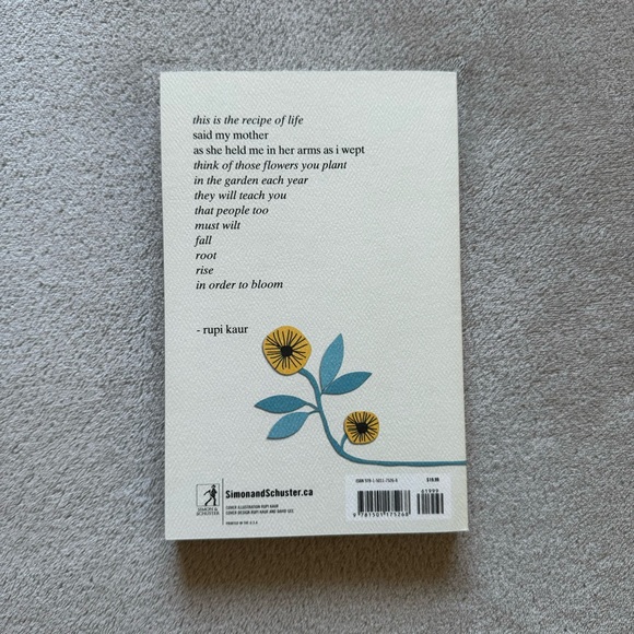 The Sun and Her Flowers - Rupi Kaur - Picture 2 of 3